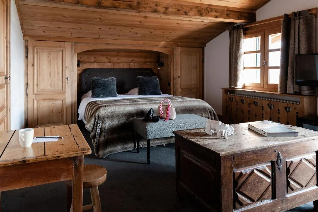 ****  Hotel Les Roches Fleuries Кордон Франция