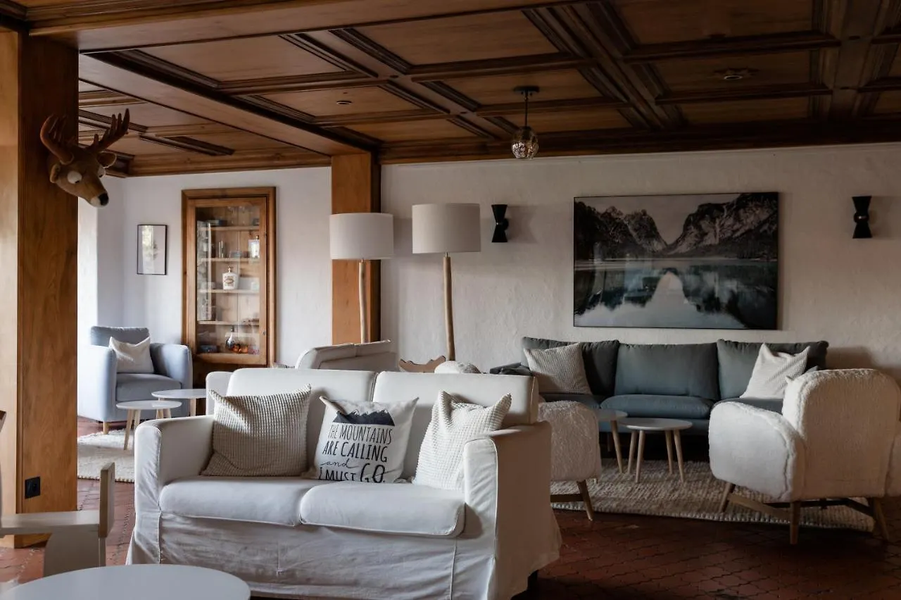 Hotel Les Roches Fleuries à Cordon 4*,